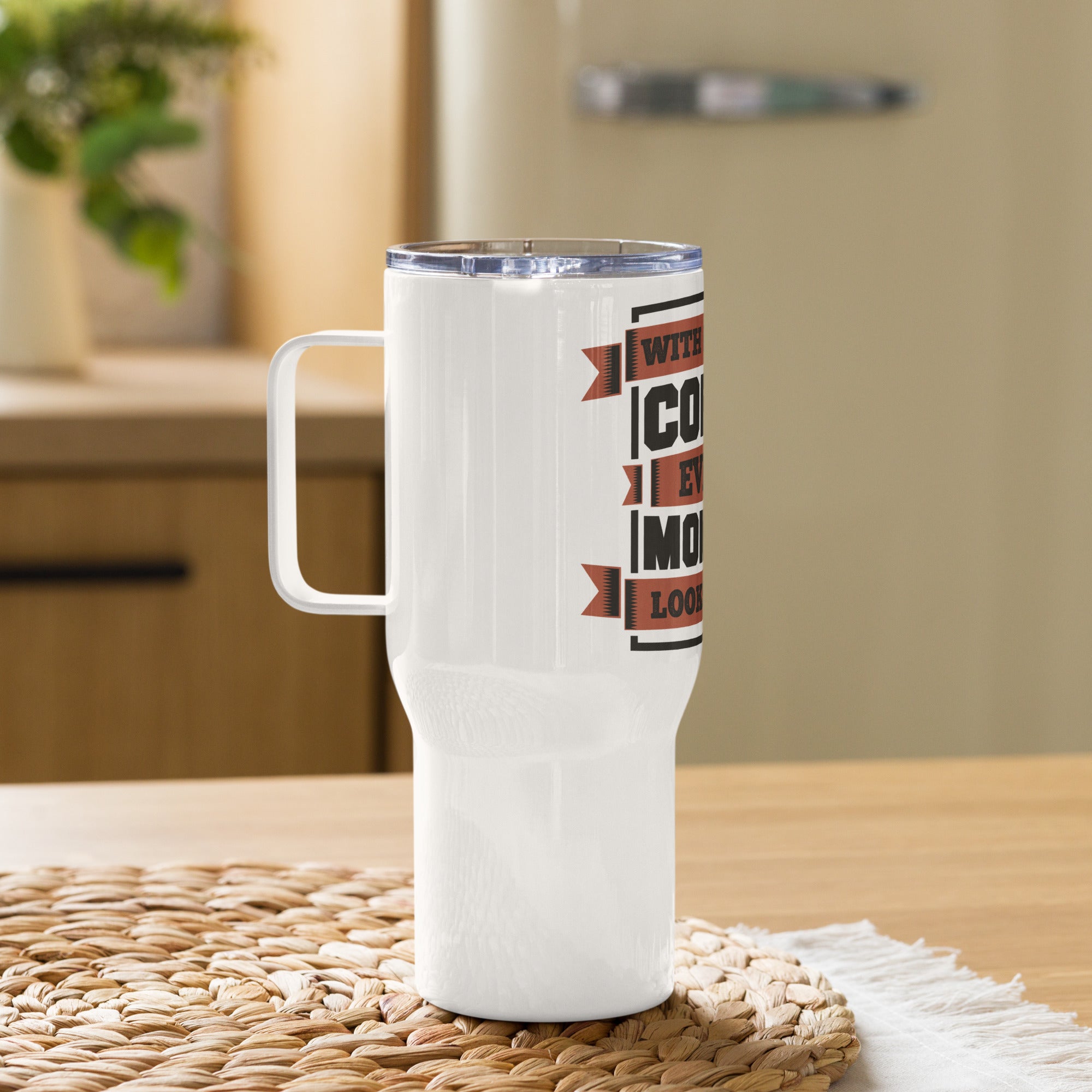 Travel mug with a handle